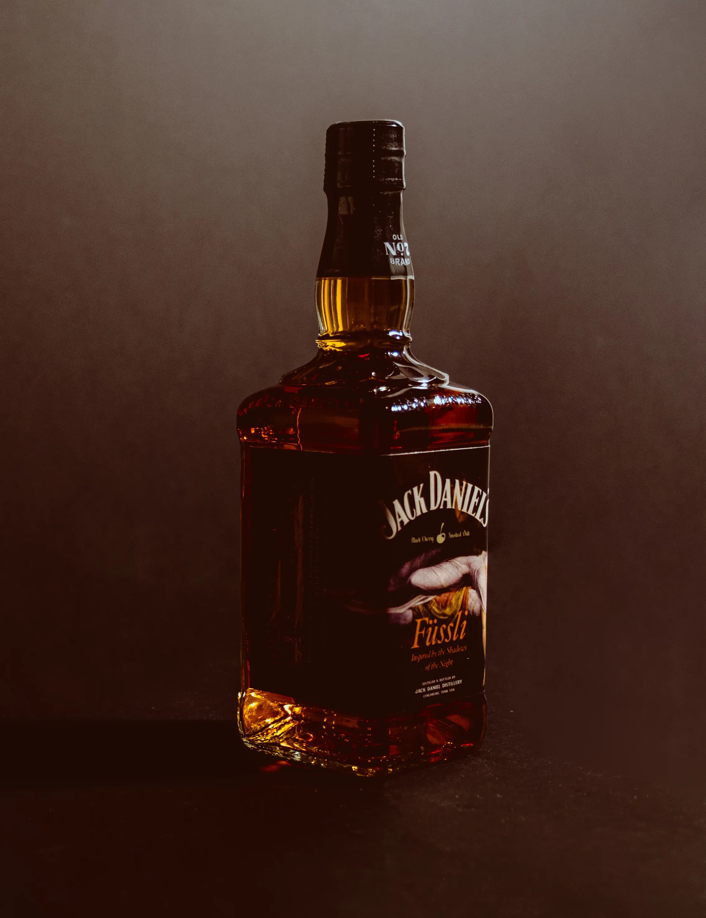 Packshot éditorial Jack Daniel’s réalisé par Benoît Cuzin